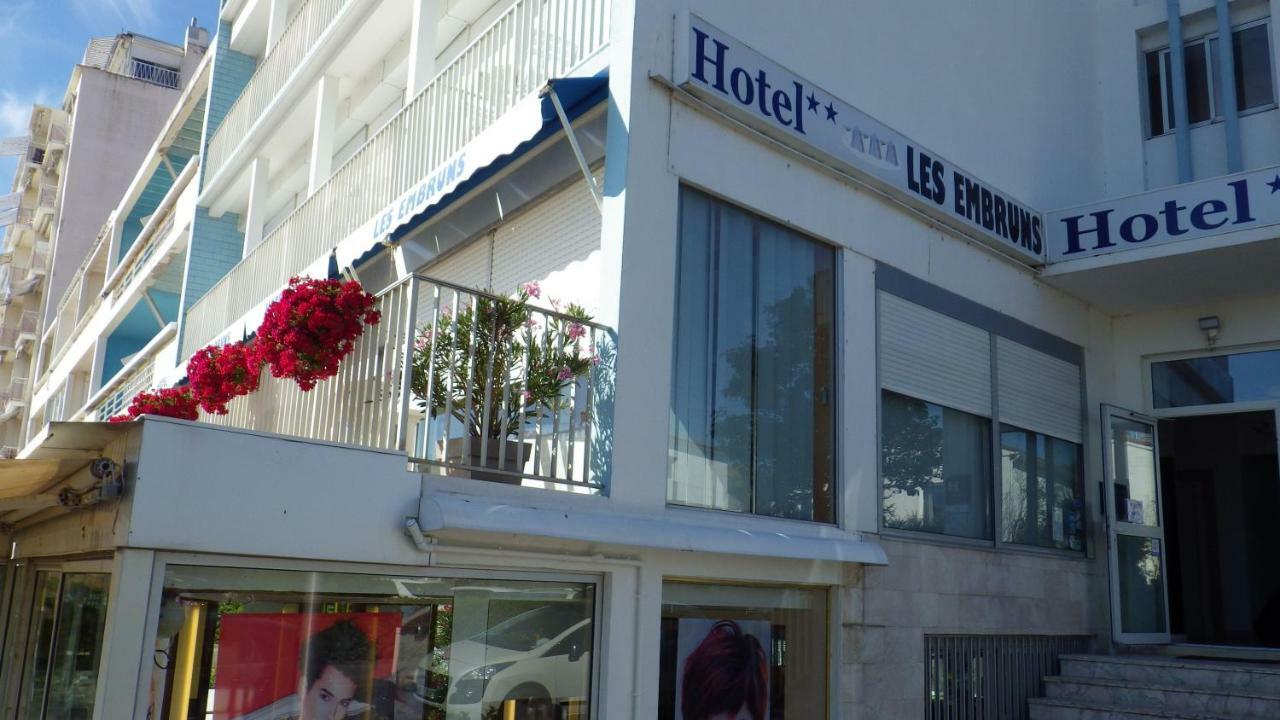 浪花酒店 鲁瓦扬 外观 照片