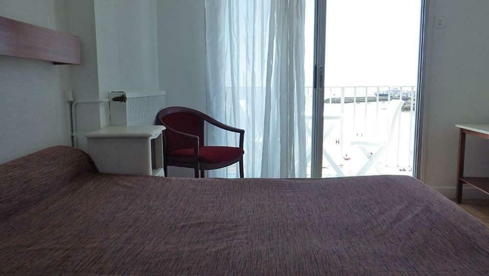 浪花酒店 鲁瓦扬 外观 照片